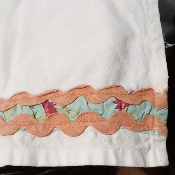 Vintage Embroidered Linen Tea Towel - Birds - Picture 12 of 17